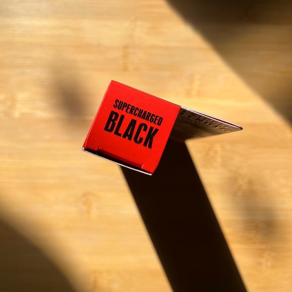 Benefit They're Real Magnet Mascara - Picture 2 of 5